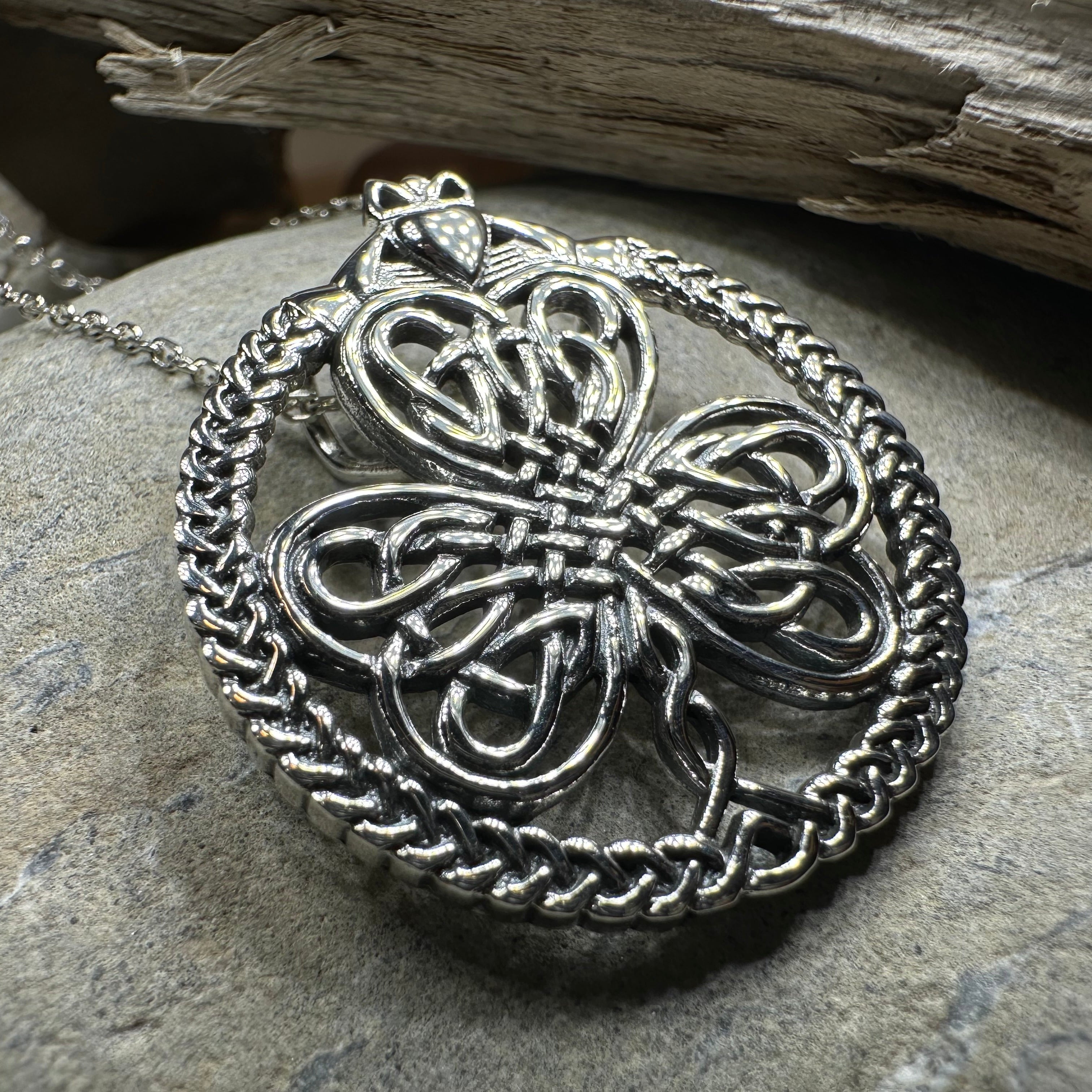 Sylvania Shamrock Necklace