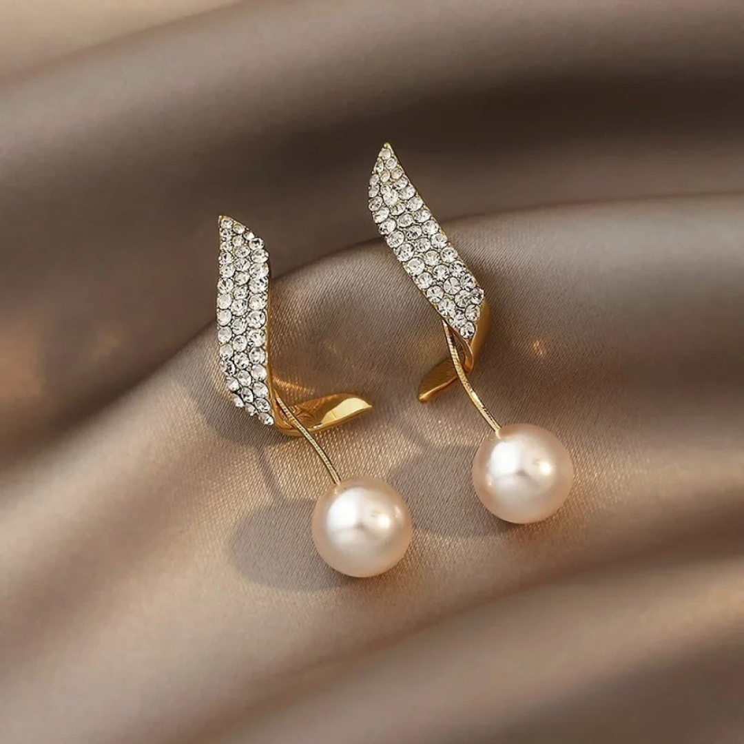 Elegant Pearl Drop Gold Earrings