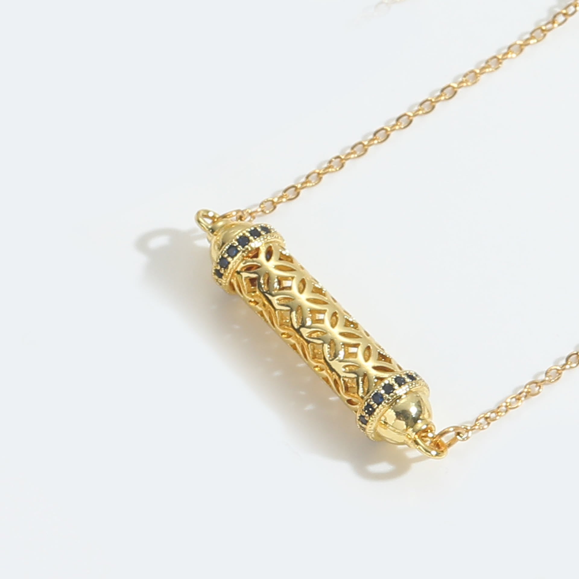 Olivenorma Vintage Hollow Tube Zirconia Choker Necklace