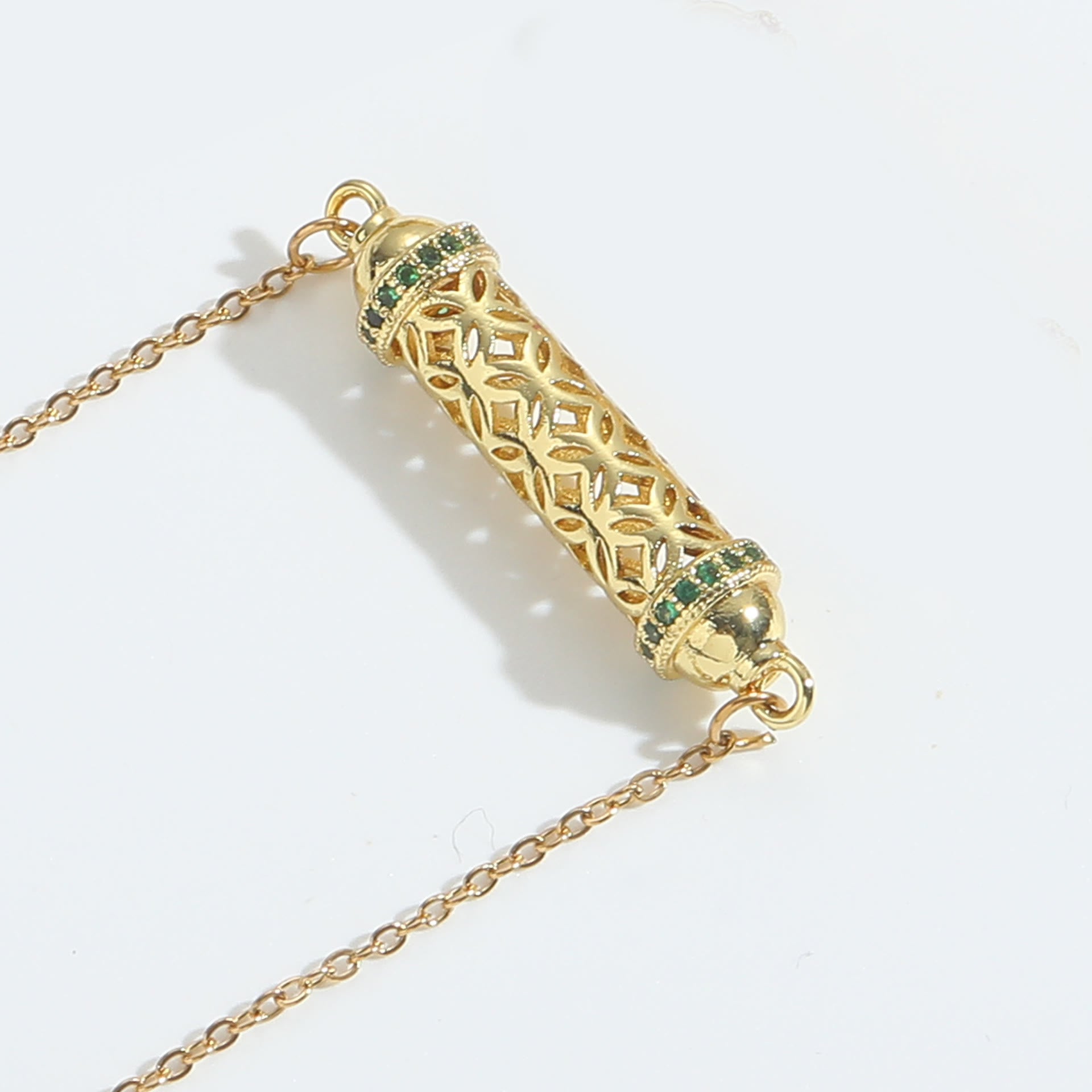 Olivenorma Vintage Hollow Tube Zirconia Choker Necklace