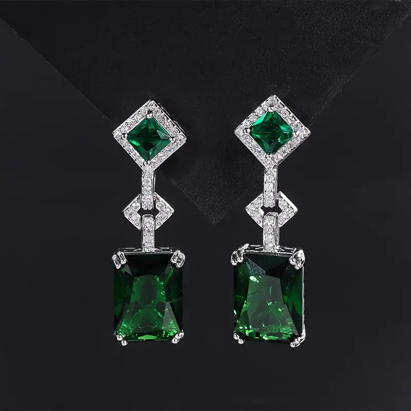 Emerald Elegance Jewelry Set