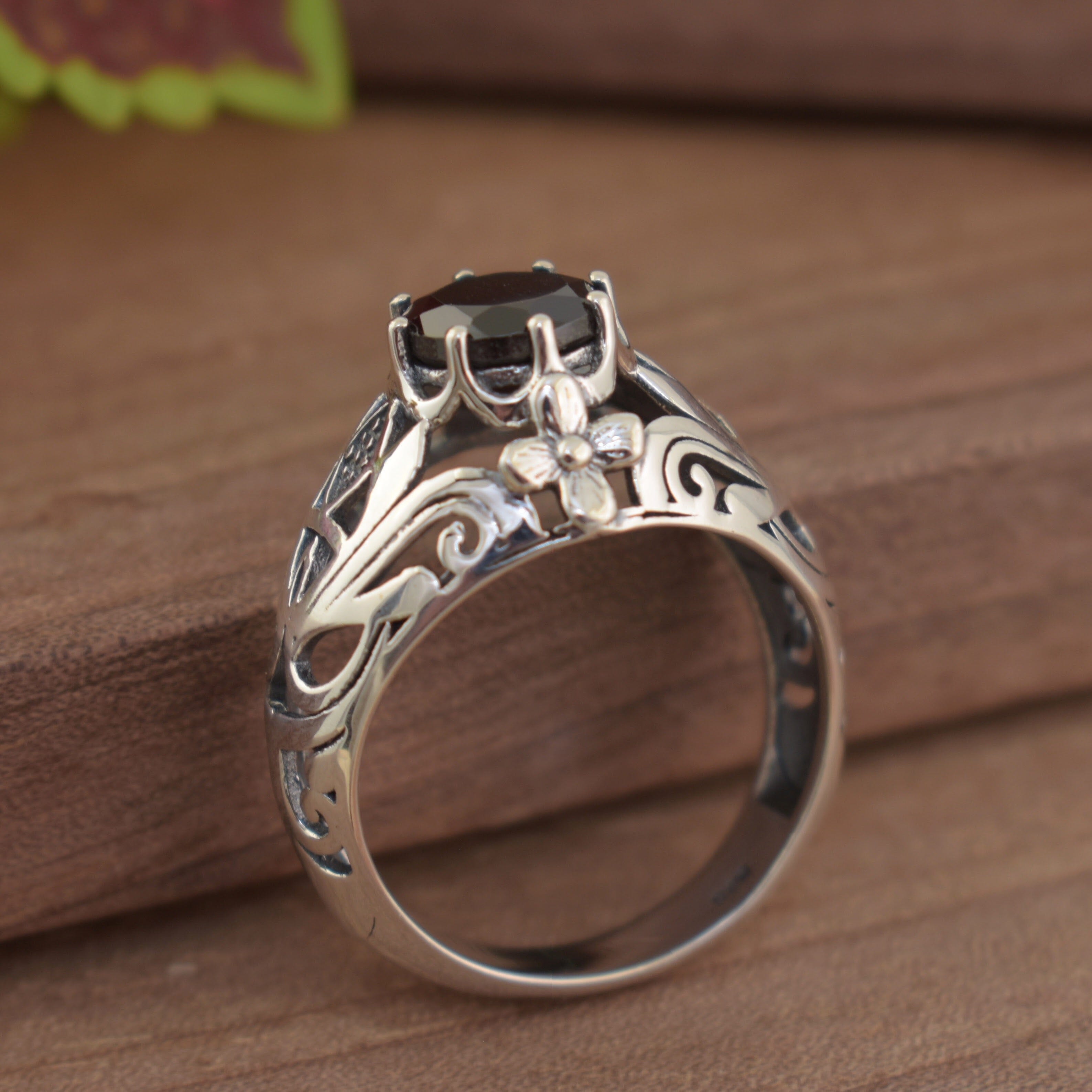 Joyfolie Retro Ring