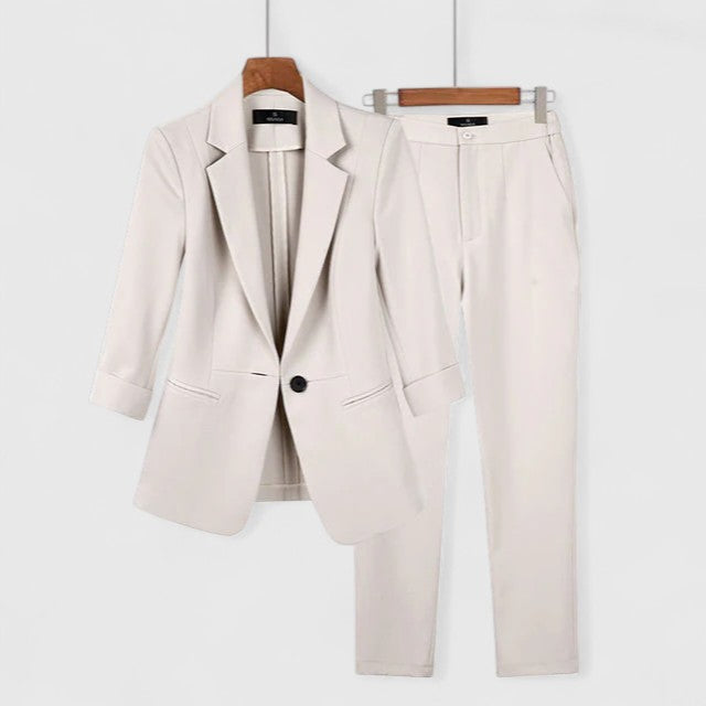 Briletta | Sophisticated Blazer & Trouser