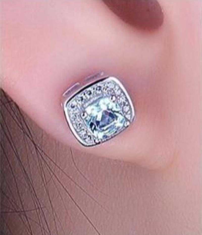 Women's Sky Blue Topaz Cut Silver Plated Jewelry Set