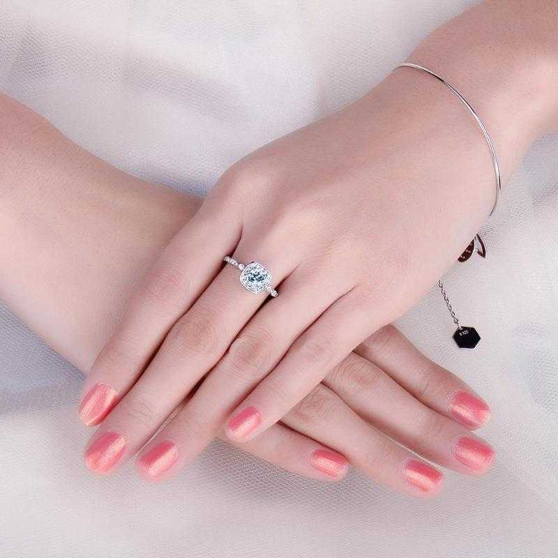 Women's Sky Blue Topaz Cut Silver Plated Jewelry Set