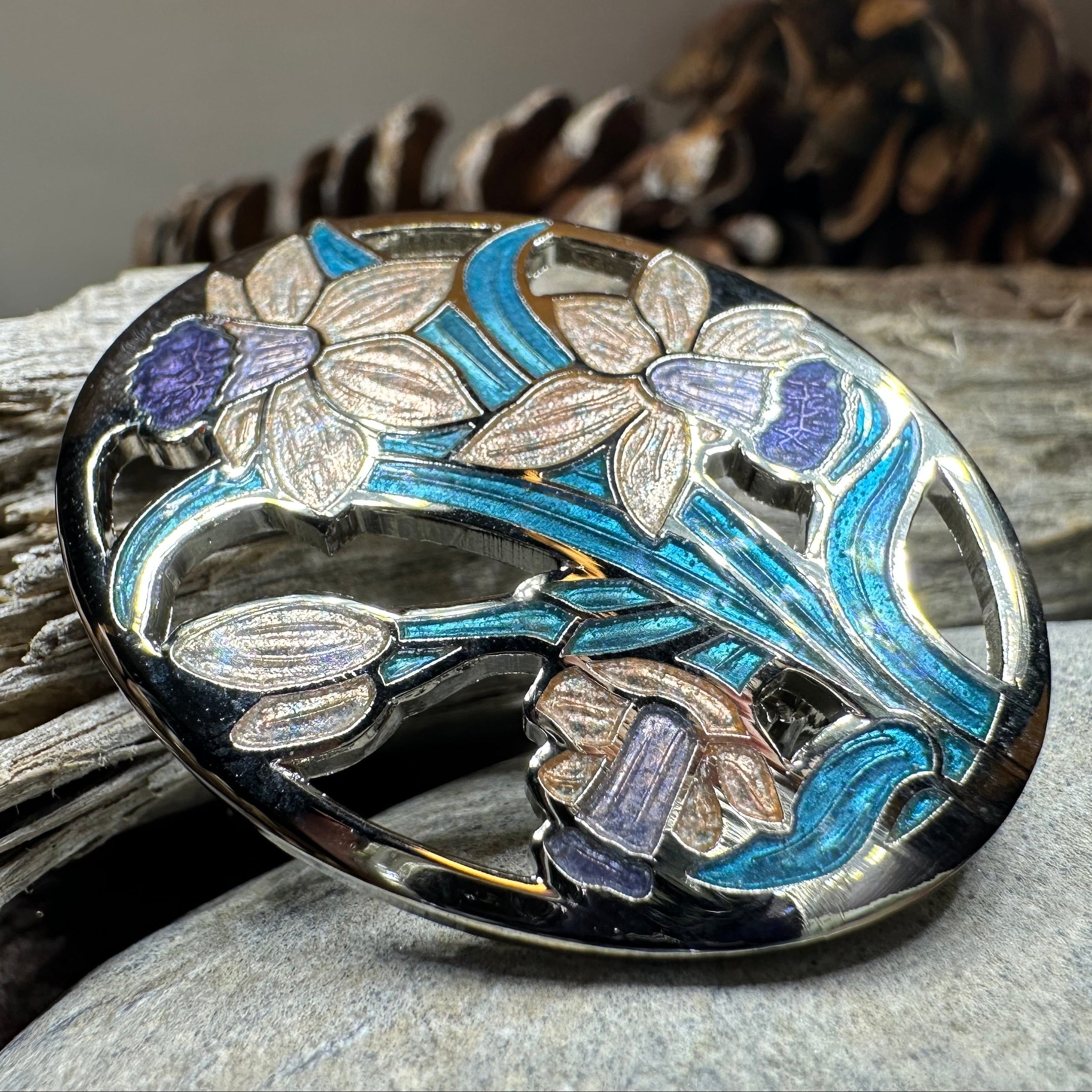 Daffodils of Wales Brooch