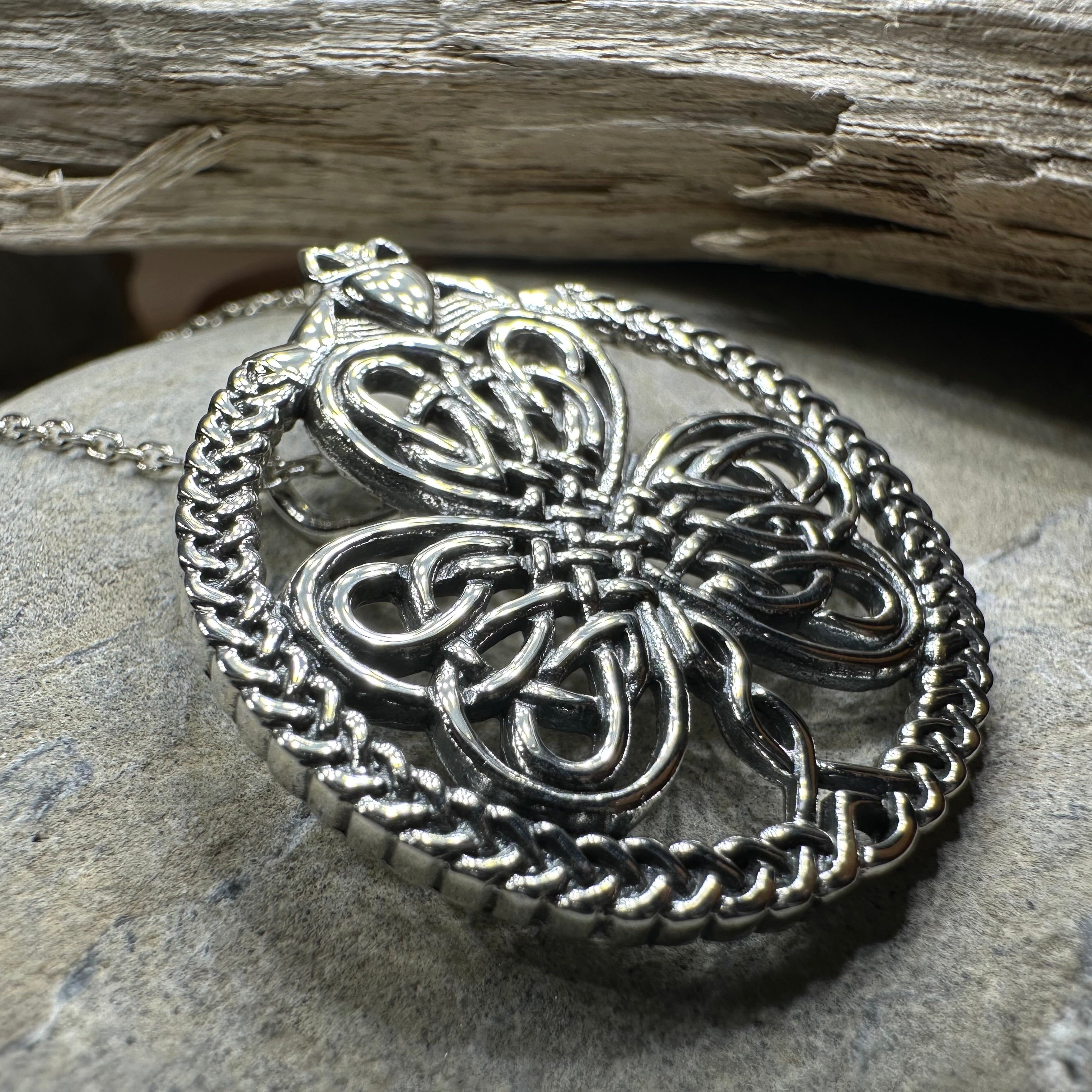 Sylvania Shamrock Necklace