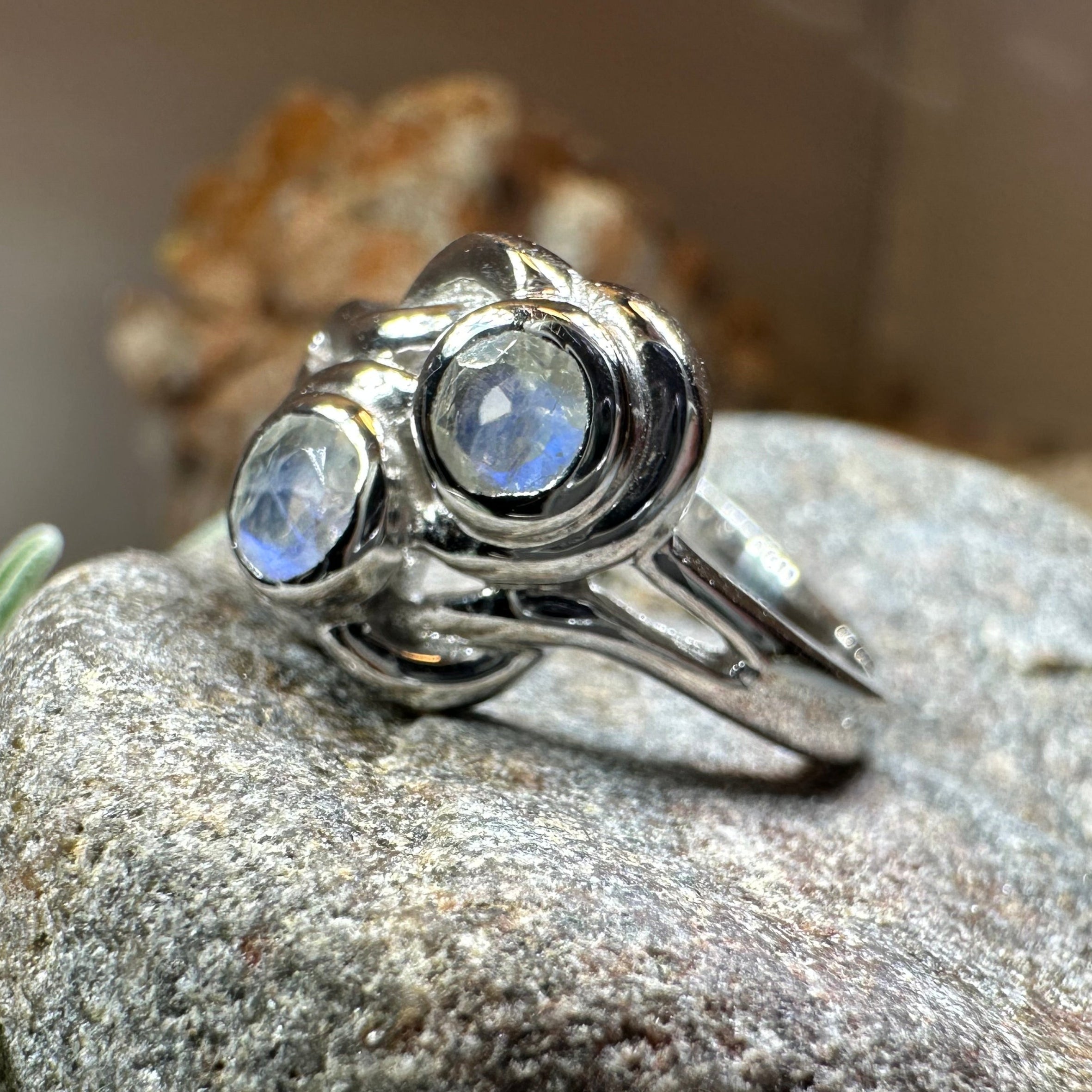 Goldevia Moonstone Ring