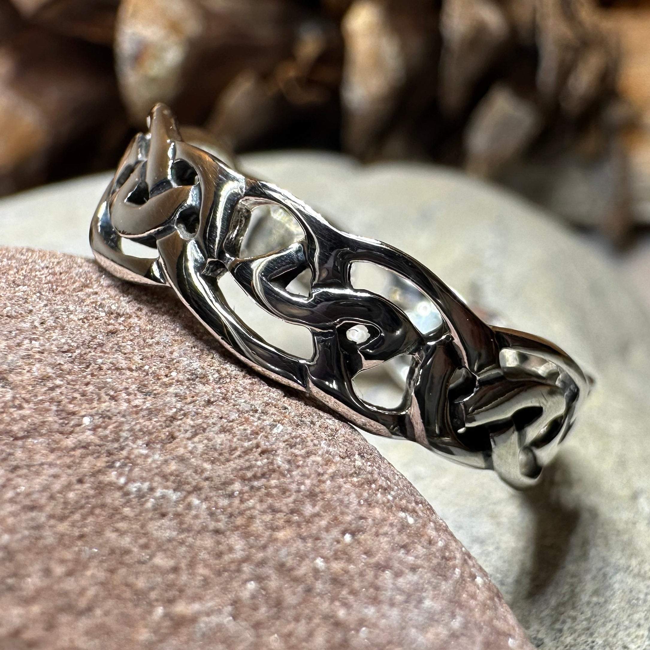 Classic Simplicity Celtic Knot Ring