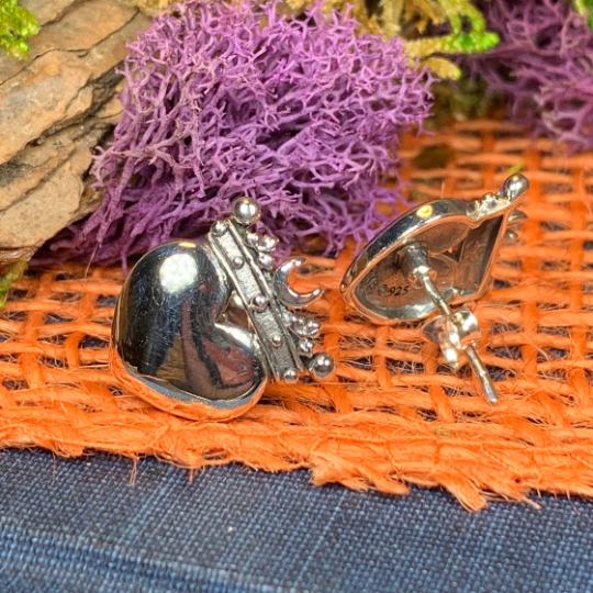 Celtic Claddagh Post Earrings