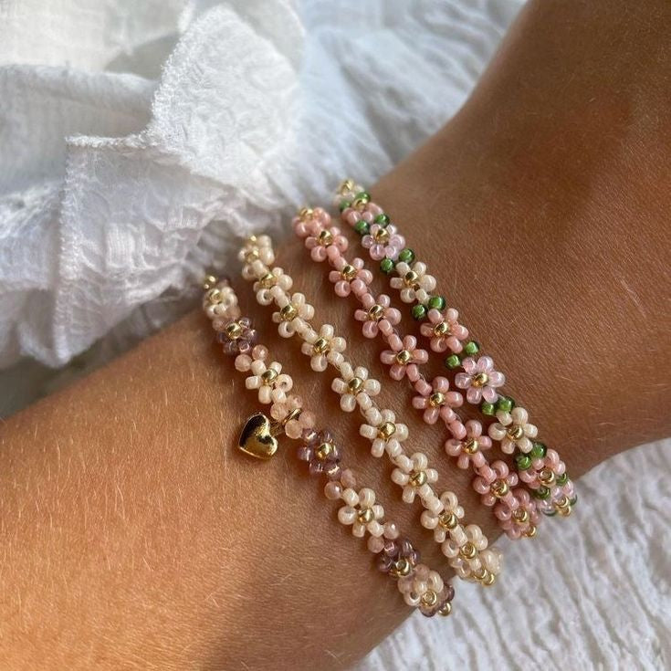 Victorie Laurent at Fashion Outlets