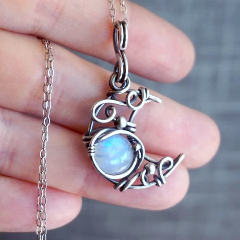 Olivenorma Bohemia Moonstone Moon Necklace