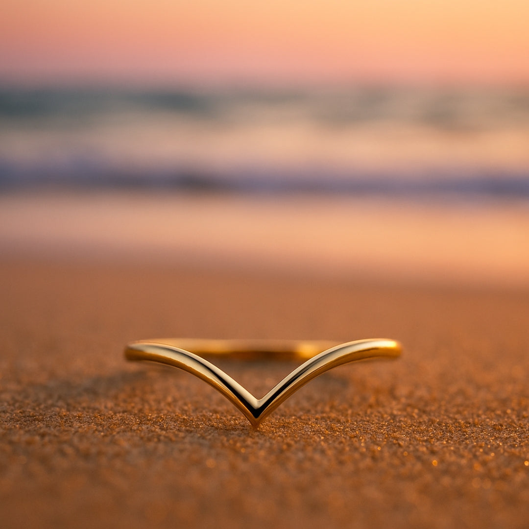 Wishbone Stacking 9K Gold Ring