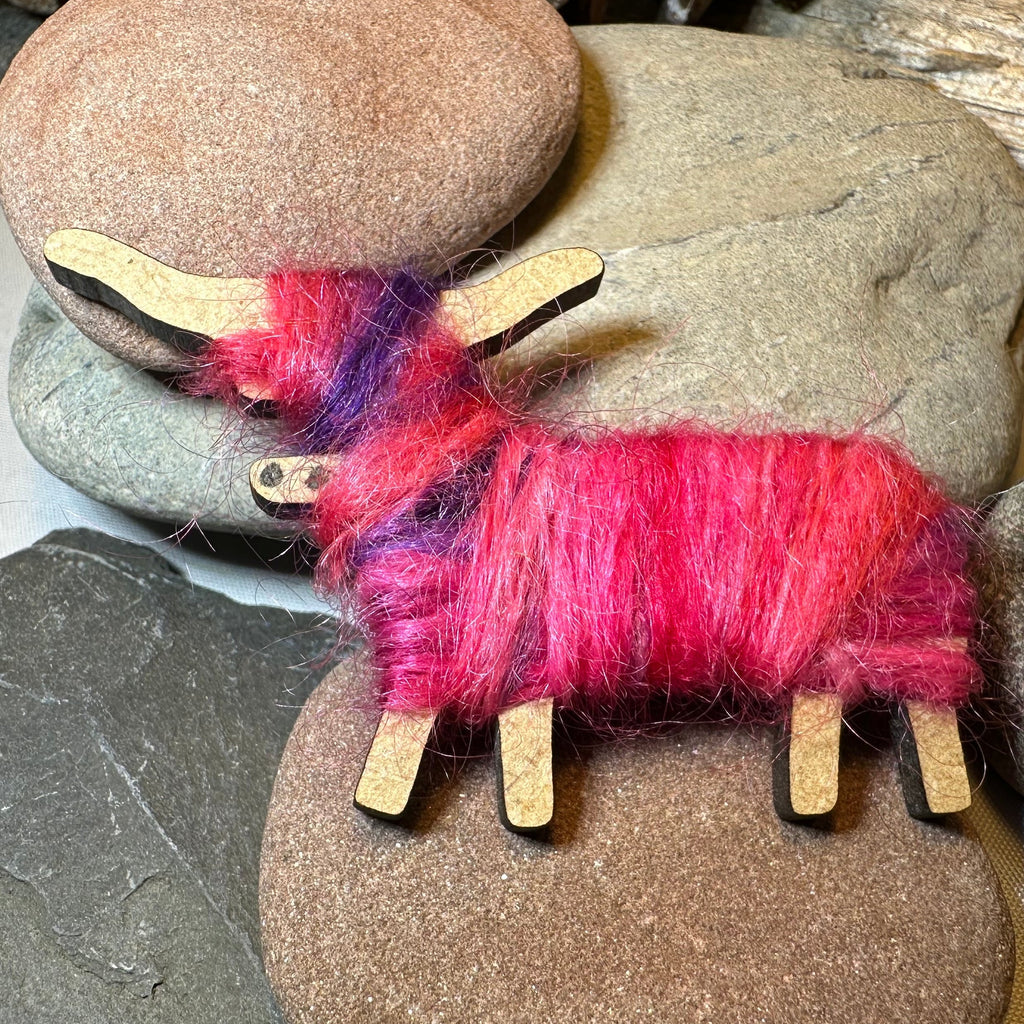 Scottish Highland Cow Scatter Pin