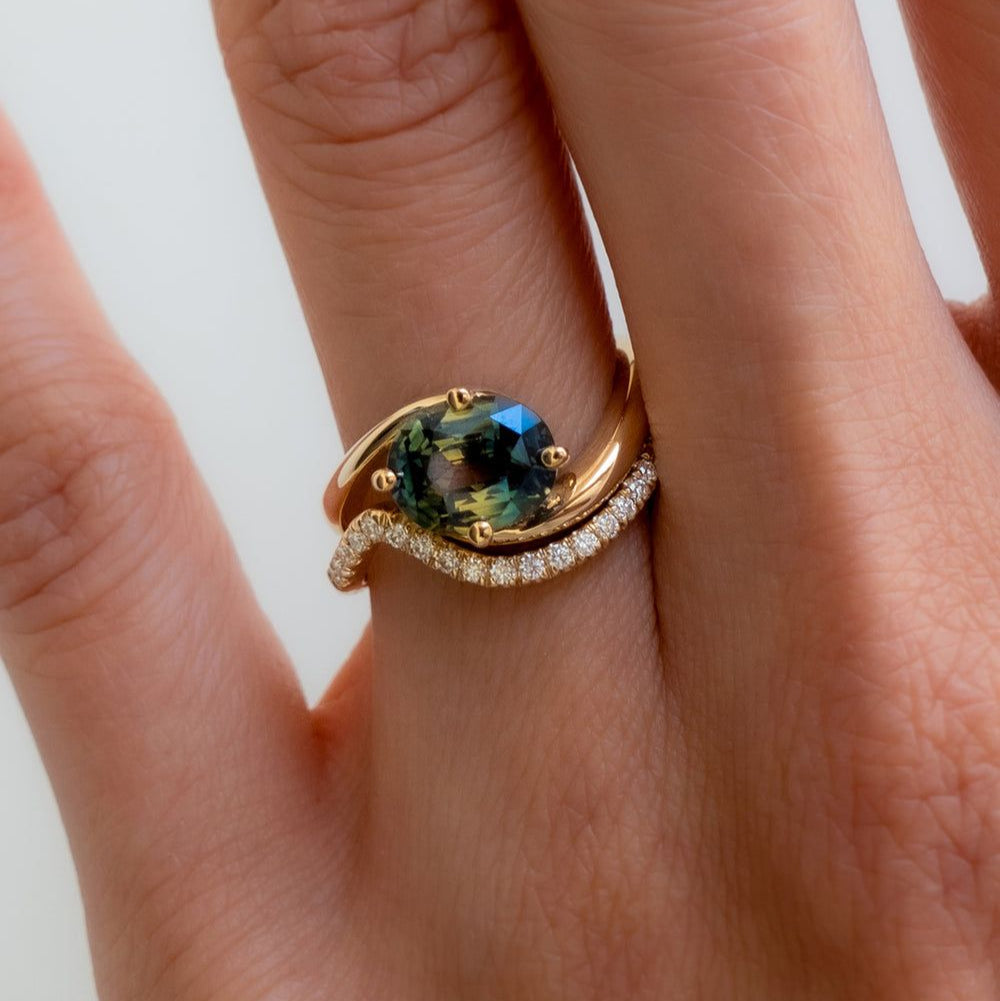 Wavy Irregular Green Crystal Ring