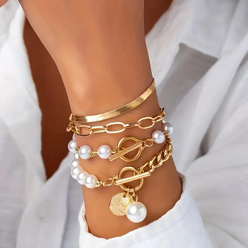 Chic Gold 4-Piece Bracelet Set