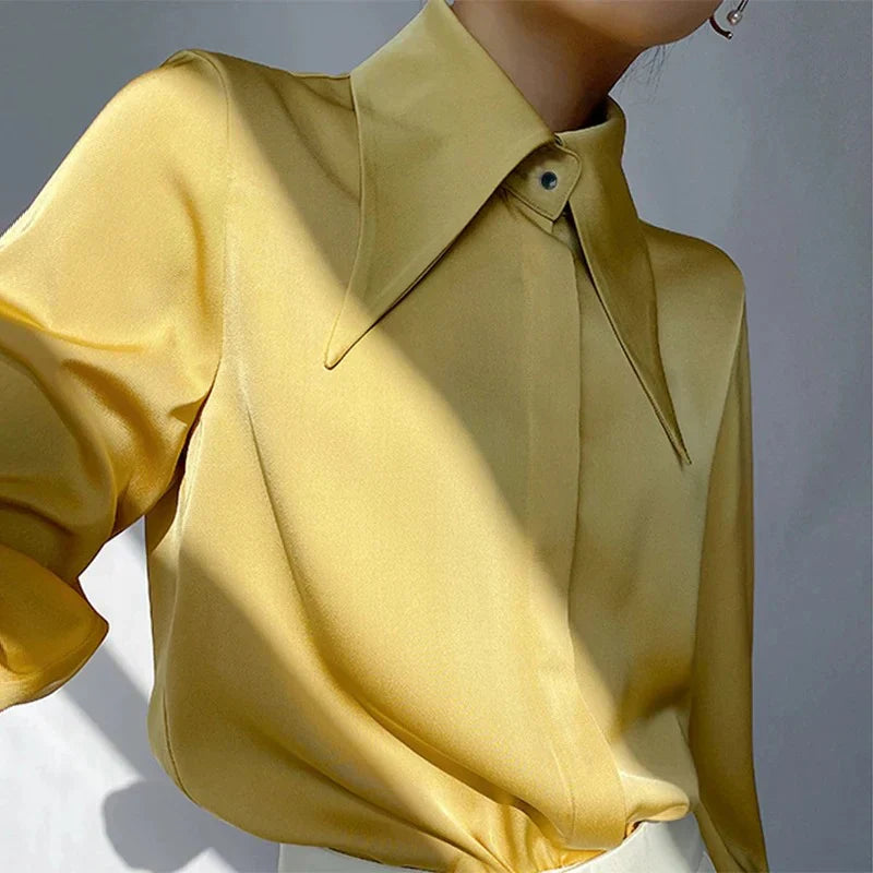 Millicent – Elegant Long-sleeved Satin Blouse
