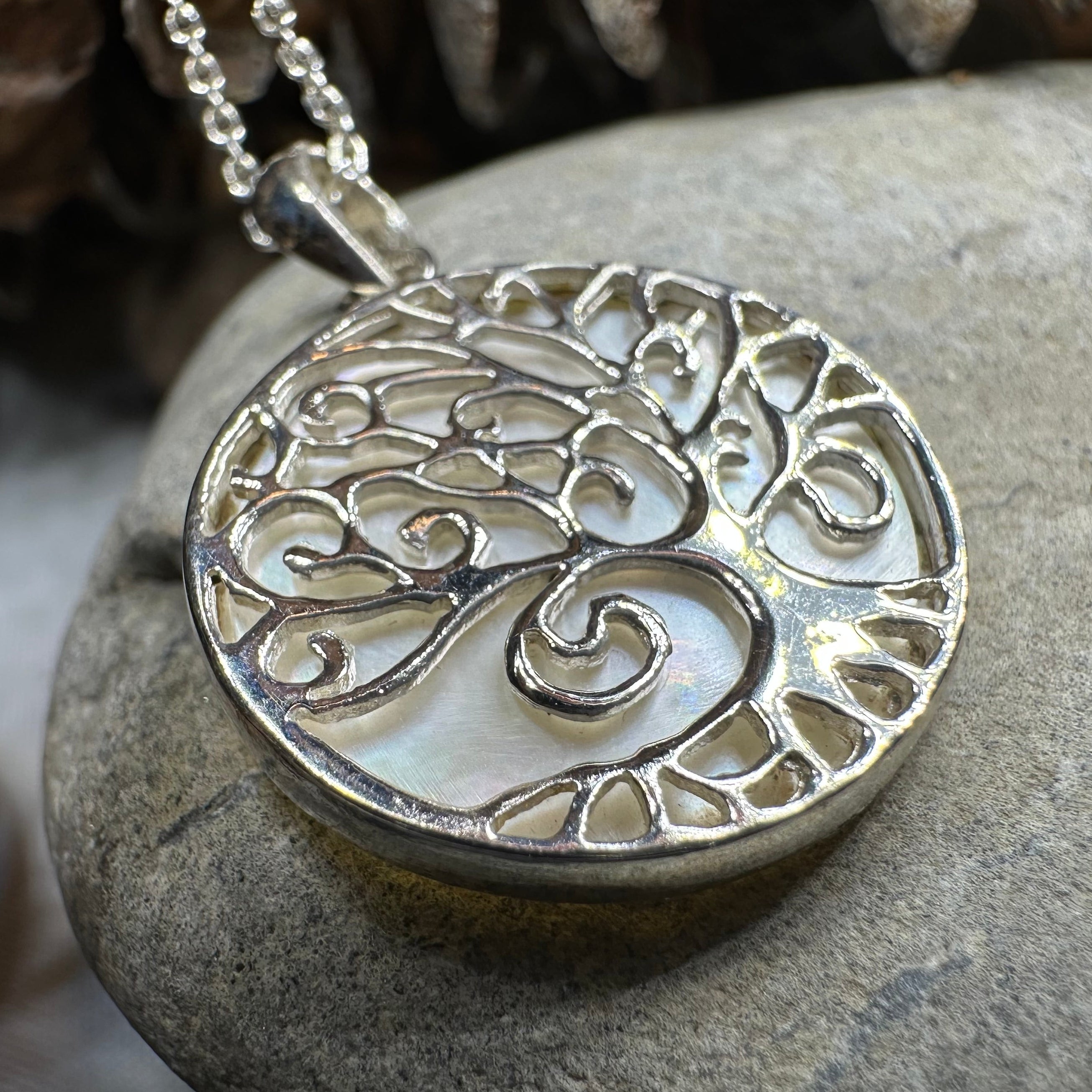 Gynnifer Tree of Life Necklace