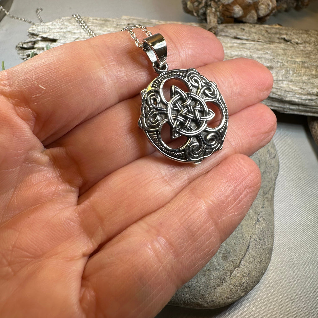 Lilith Celtic Knot Necklace