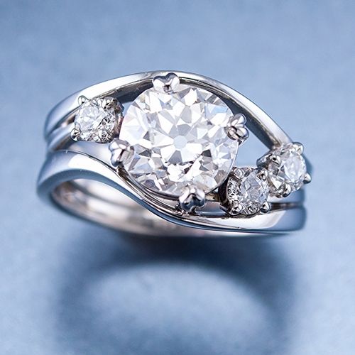 Victorie Laurent at Fashion Outlets