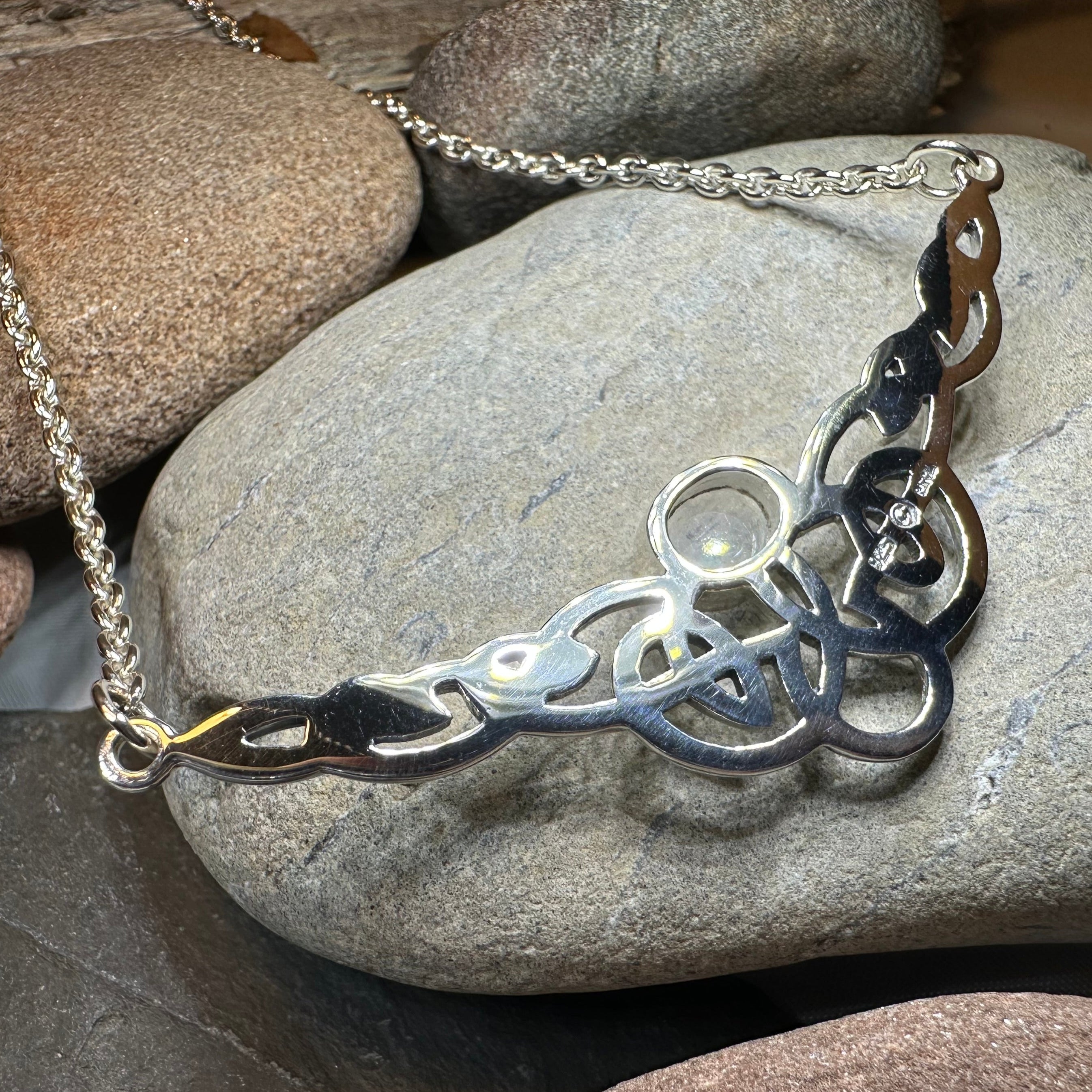 Helen Celtic Knot Necklace