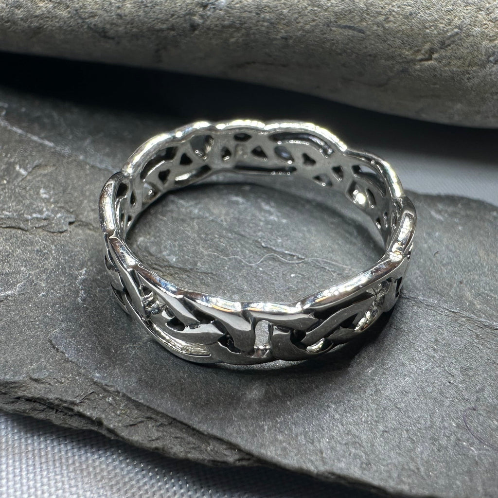 Classic Simplicity Celtic Knot Ring