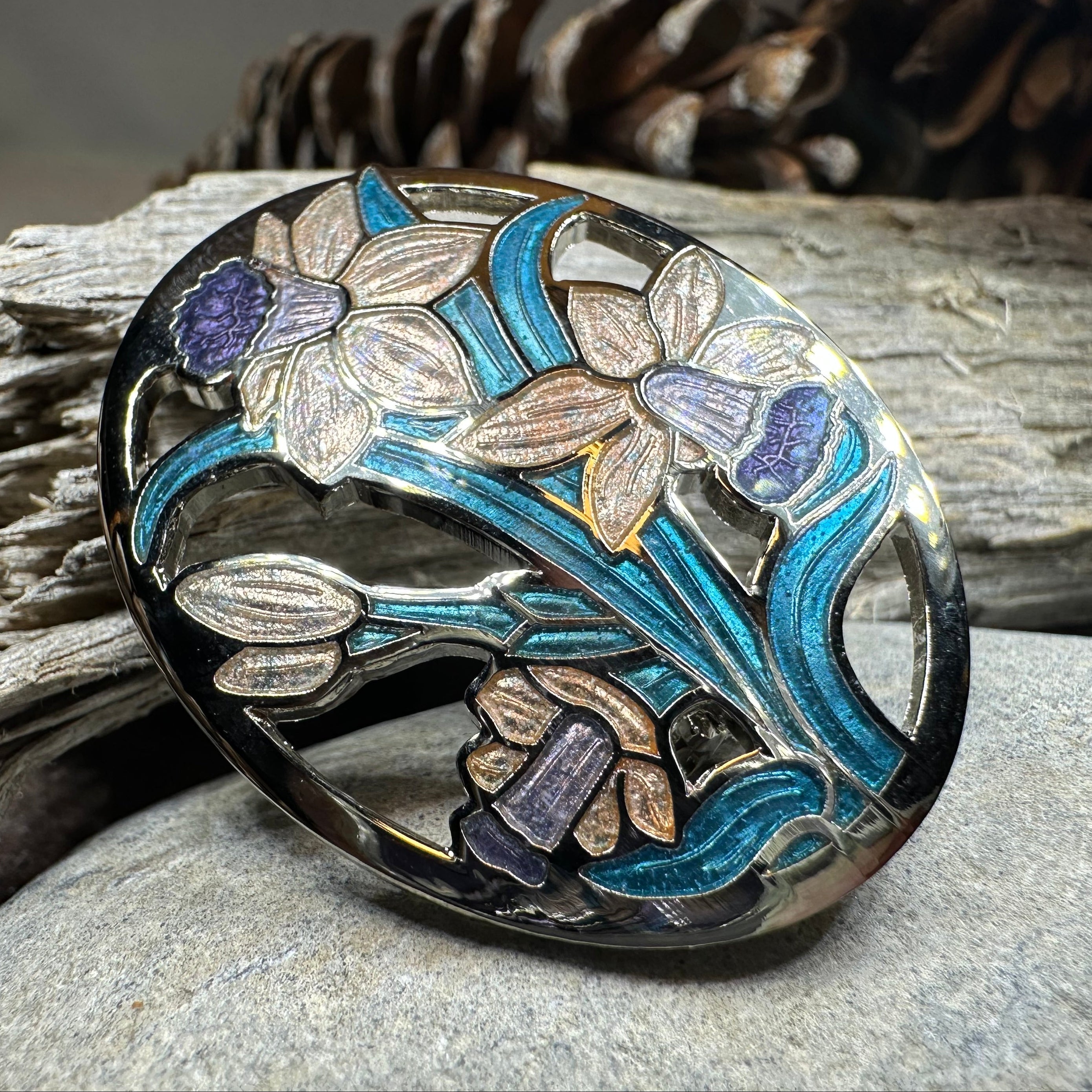 Daffodils of Wales Brooch