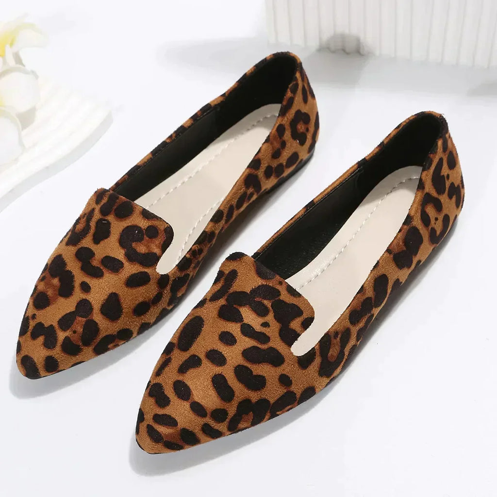 Pointed Toe Leopard Print Shoes
