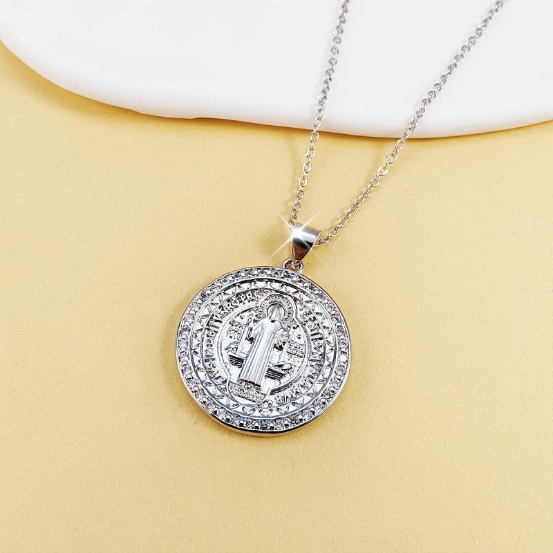 Vintage Virgin Mary Pattern Pendant Oval Necklace