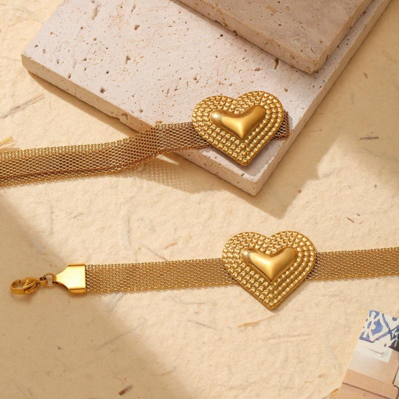 Love Decoration Stainless Steel Necklace and Bracelet Set