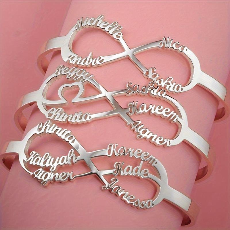 Personalized Infinity Bracelet with 16 Names 18K Plated