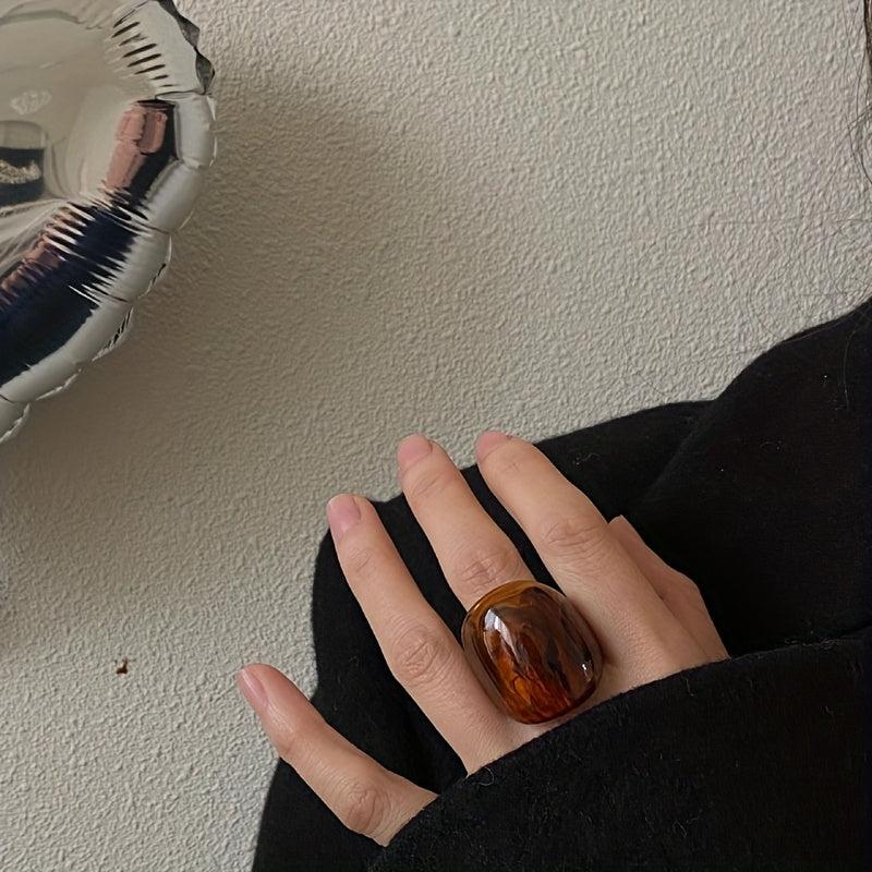 Vintage Resin Ring for Women Geometric Amber Hue
