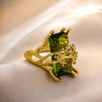 Vintage Roostertail Emerald Green Wide Face Ring with Clear Accents