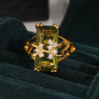 Vintage Roostertail Emerald Green Wide Face Ring with Clear Accents