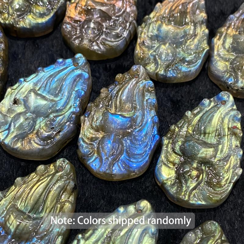 Labradorite 9 Tailed Fox Pendant - Green - Wisdom & Beauty - Unique Gift