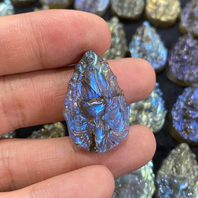 Labradorite 9 Tailed Fox Pendant - Green - Wisdom & Beauty - Unique Gift