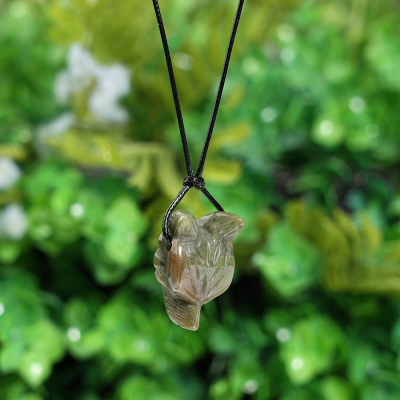 Natural Stone Wolf Head Pendant Animal Carving for Couples