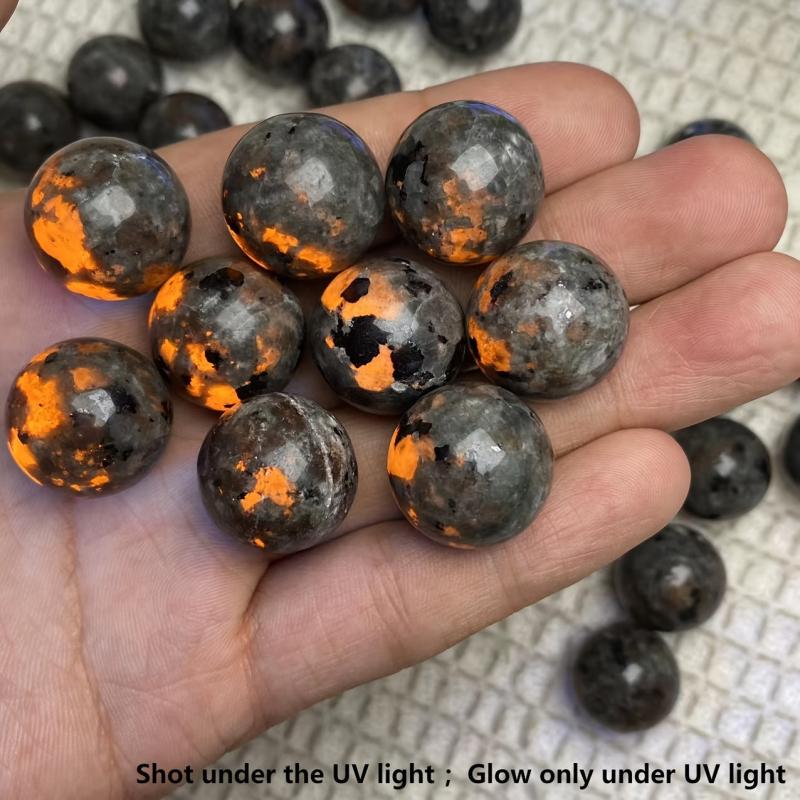5pcs Yooperlite Spheres Polished Natural Stone UV Fluorescent Home Decor
