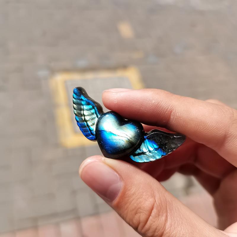 Natural Elongated Stone Heart Wing Carving for Meditation