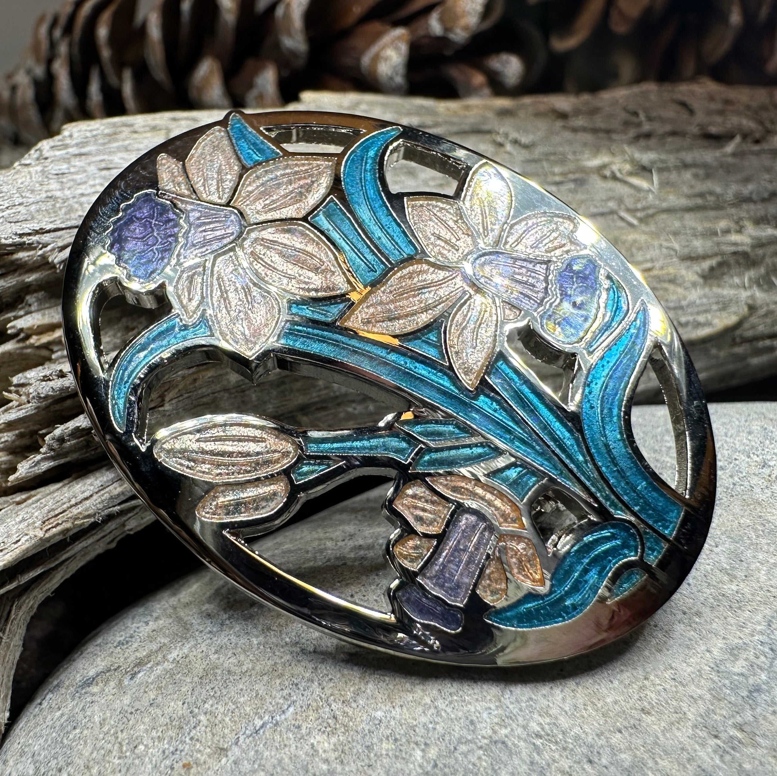 Daffodils of Wales Brooch