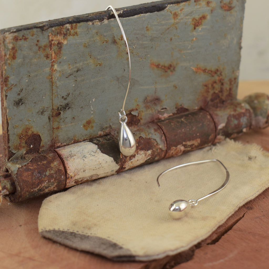 Classy Teardrop Dangle Earrings