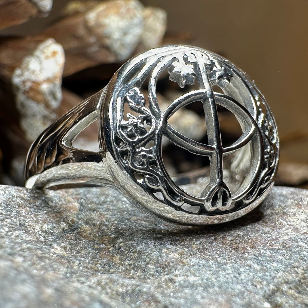 Chalice Well Ring