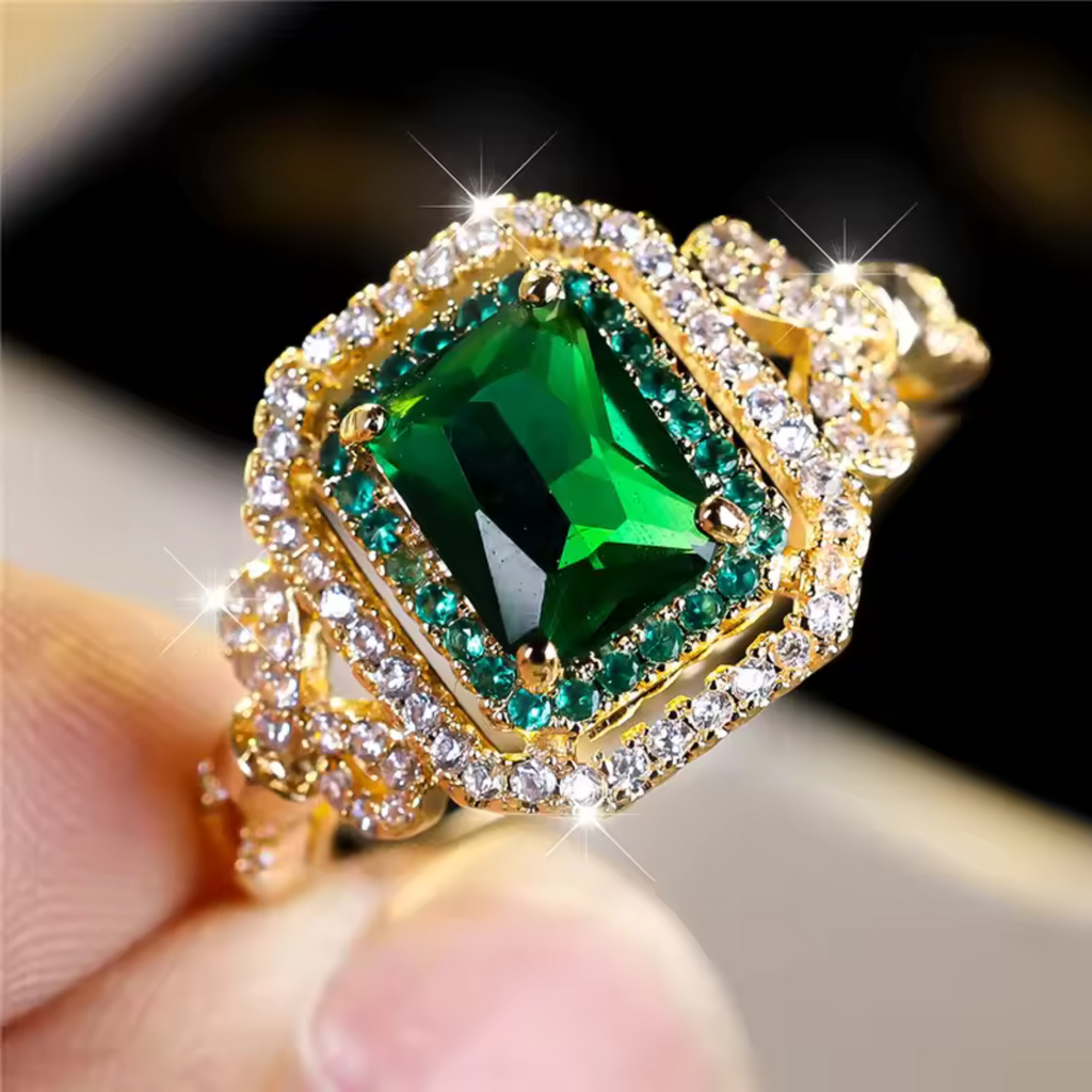 Elowira Emerald Elegance Ring