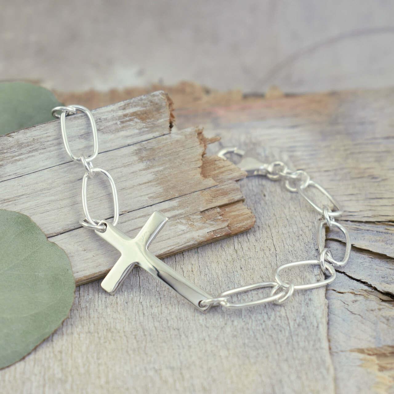 Forever Linked Bracelet