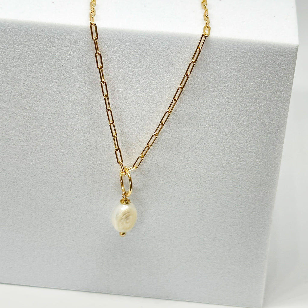 Oriana Pearl Necklace