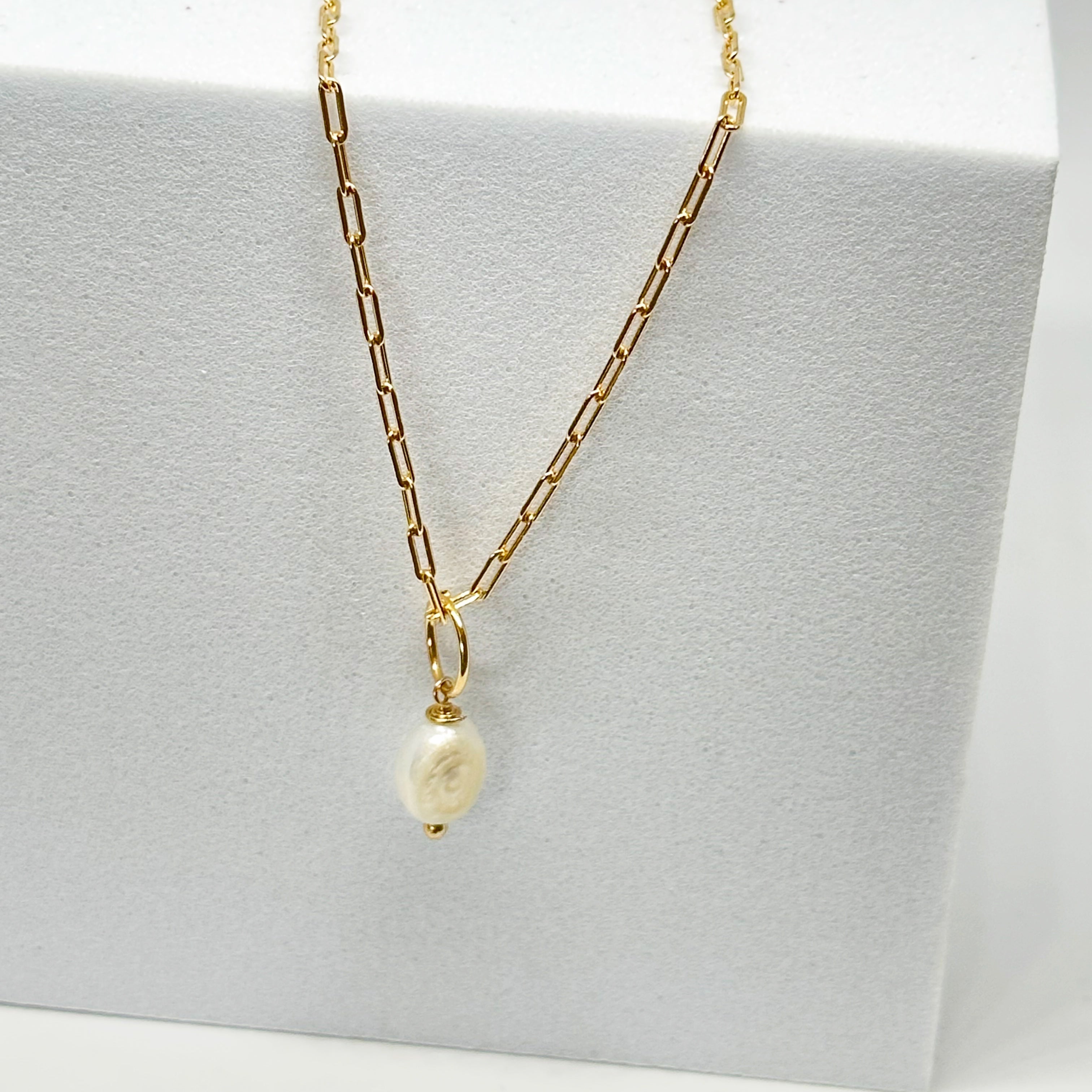 Oriana Pearl Necklace