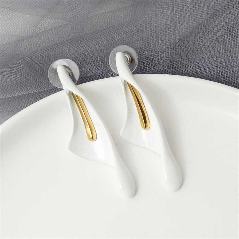 Women's Ceramic Lily Flower Stud Earrings With Pushback Closure