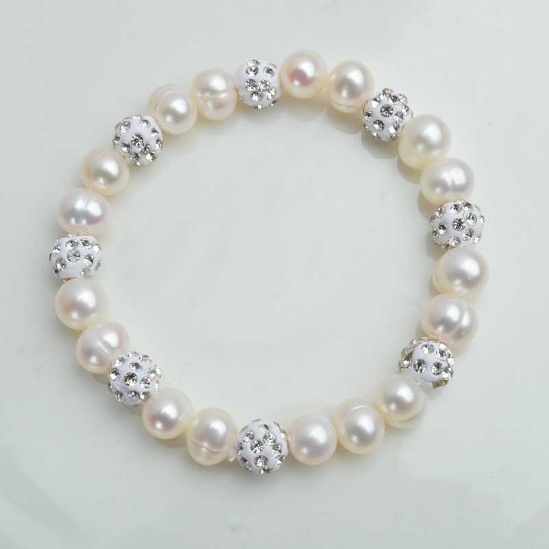 Women's Freshwater Pearl Bracelet Studded With Cubic Zirconia