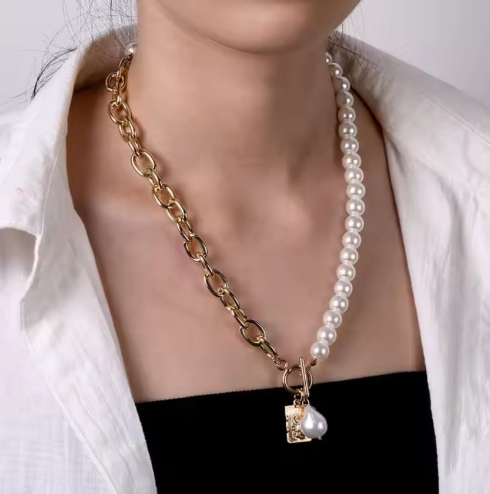 Women's Double Layered Boho Pearl Drop And Baroque Necklace