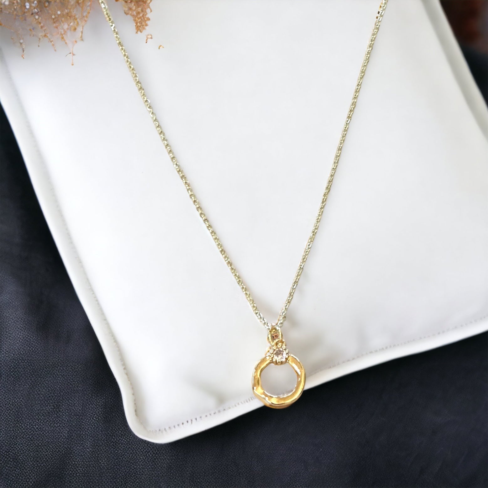 Jenah Open Circle Necklace
